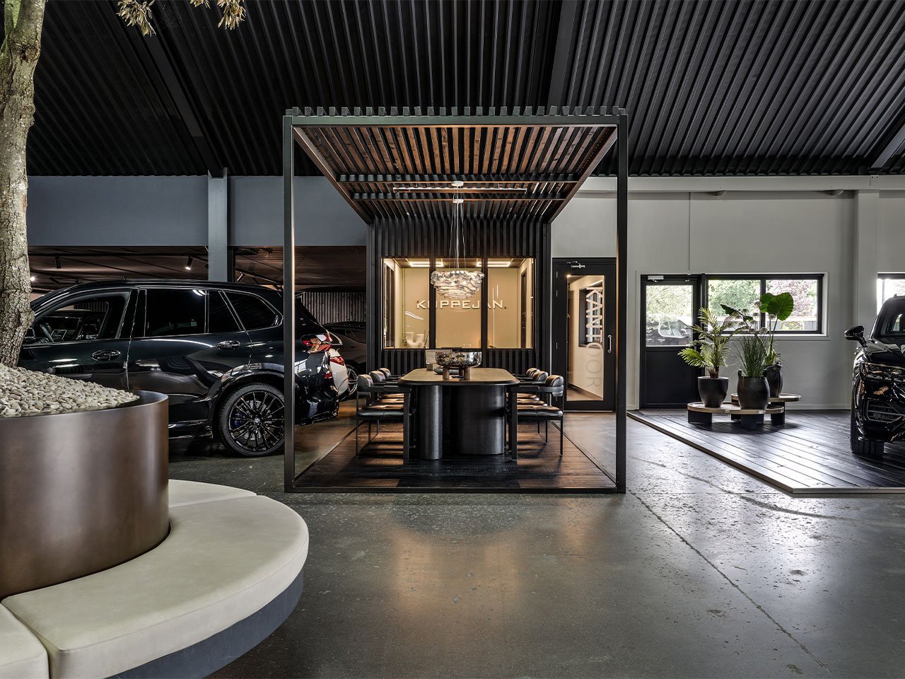 ons-bedrijf-ingang-koppejan-automotive