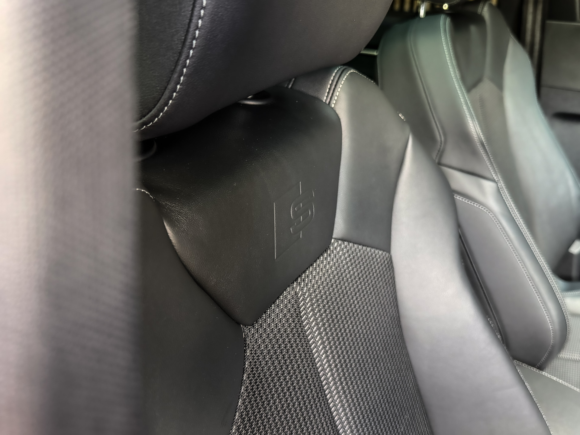 Audi Q3 45 TFSIe 245PK S edition | Audi occasion