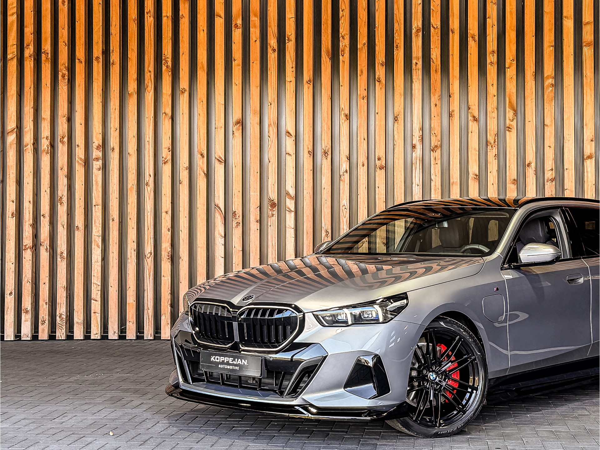 BMW 5 Serie Touring 550e xDrive 490PK M-Sport | BMW occasion
