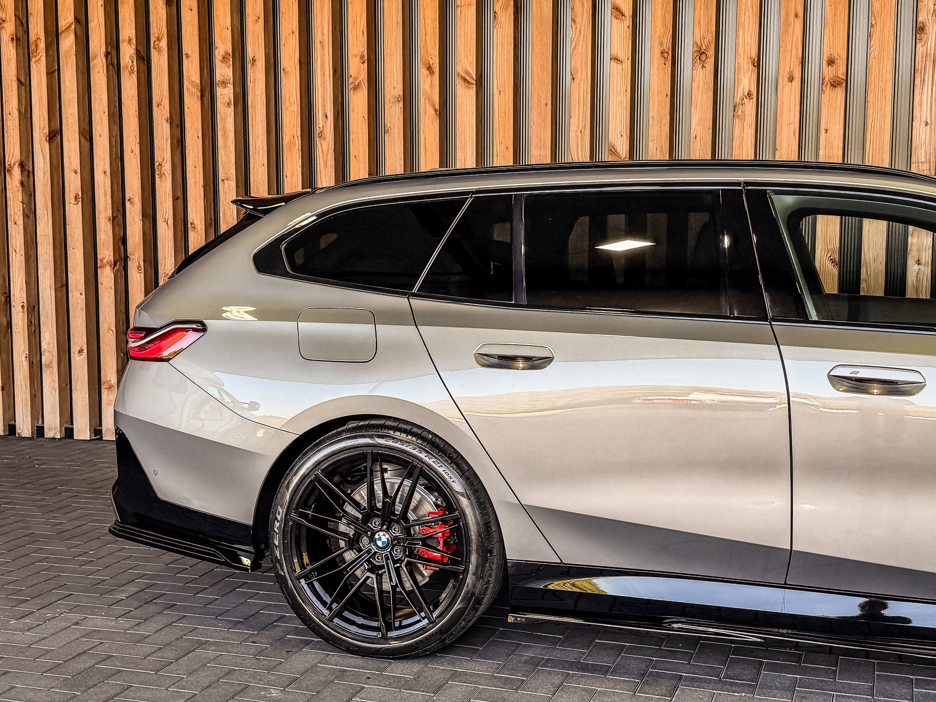 BMW 5 Serie Touring 550e xDrive 490PK M-Sport | BMW occasion