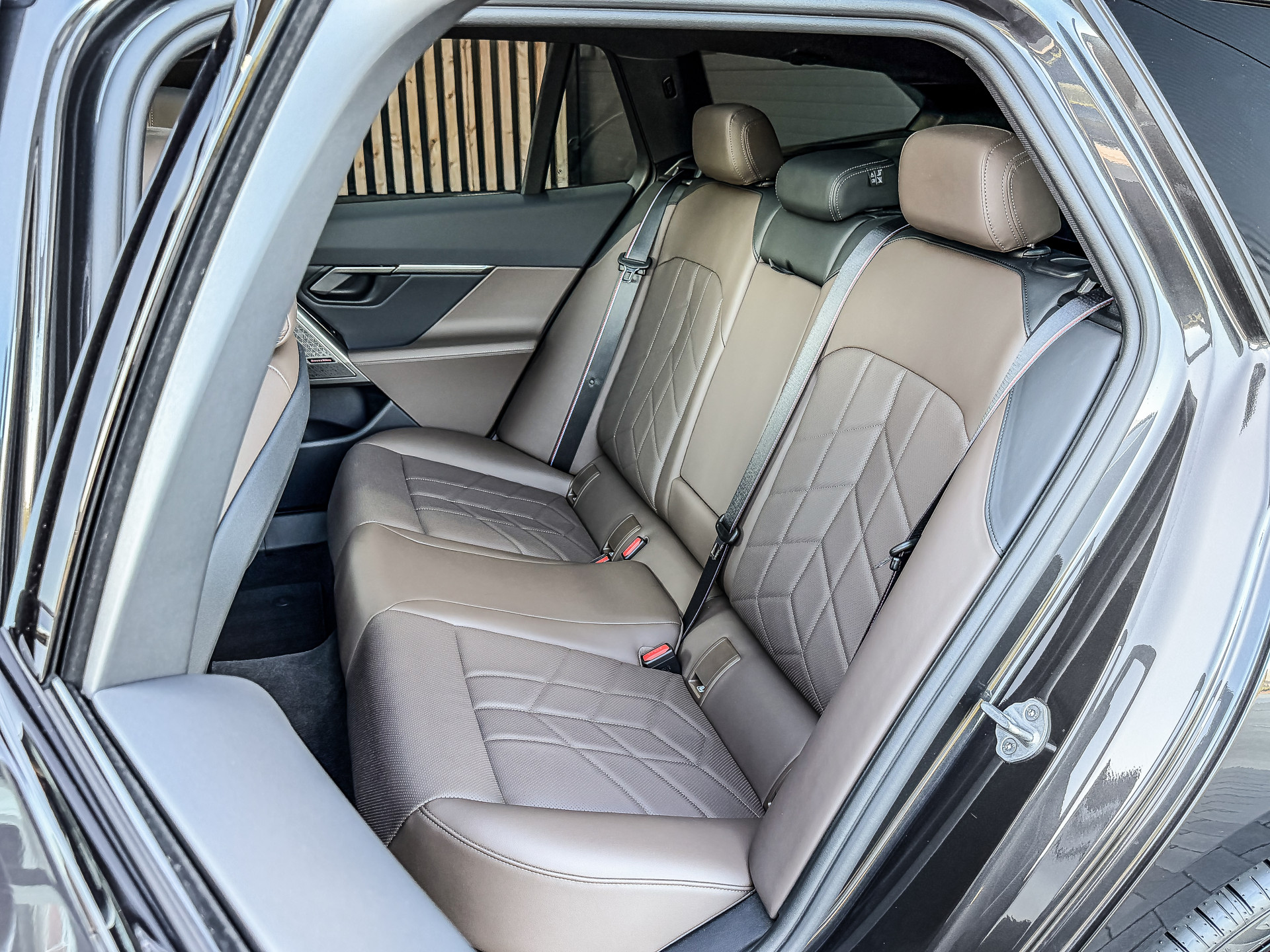 BMW 5 Serie Touring 550e xDrive 490PK M-Sport | BMW occasion