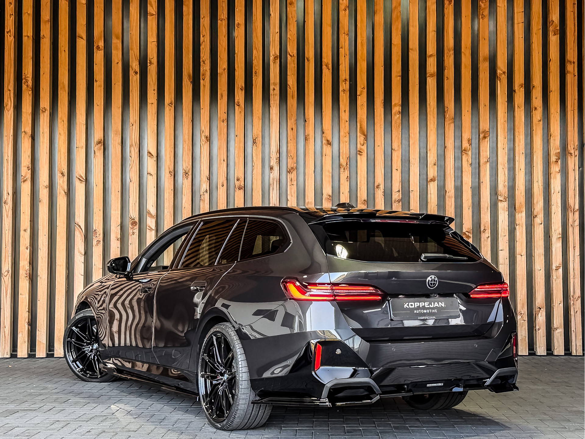 BMW 5 Serie Touring 550e xDrive 490PK M-Sport | BMW occasion
