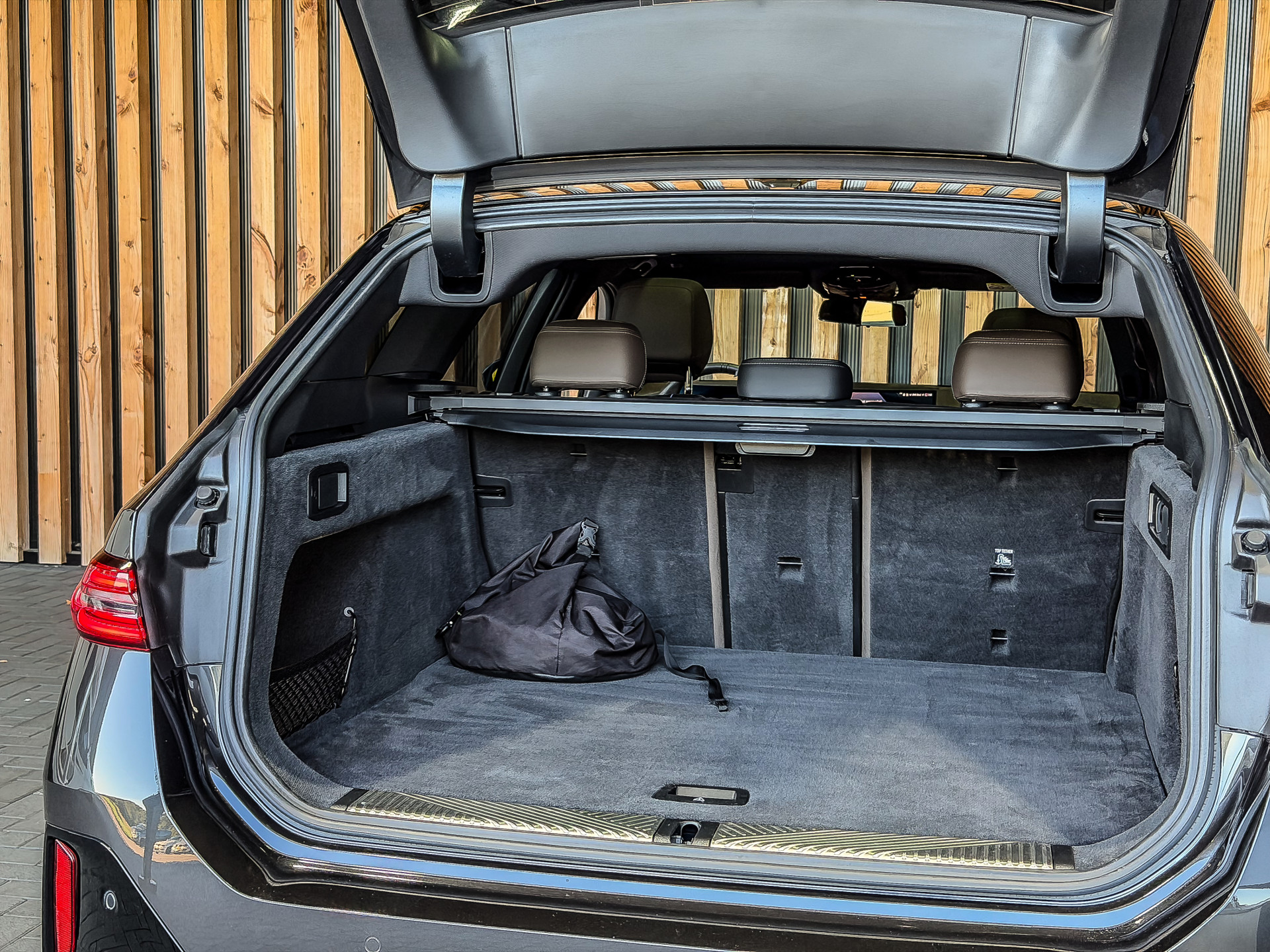 BMW 5 Serie Touring 550e xDrive 490PK M-Sport | BMW occasion