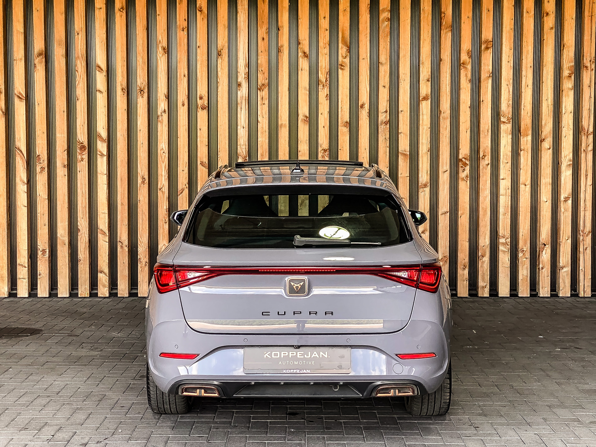 CUPRA Leon Sportstourer 1.4 e-Hybrid VZ 245PK Automaat | CUPRA occasion