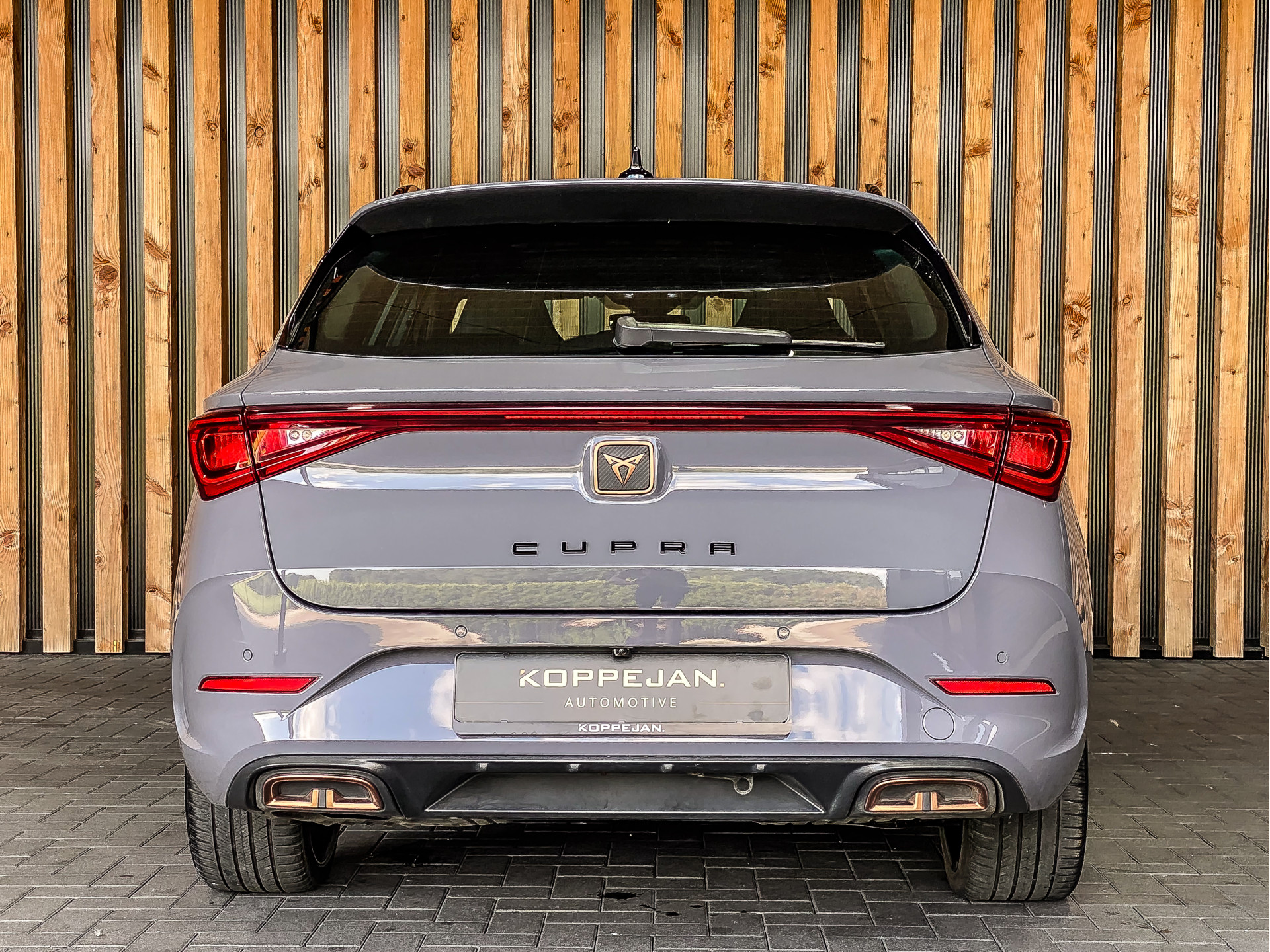 CUPRA Leon Sportstourer 1.4 e-Hybrid VZ 245PK Automaat | CUPRA occasion