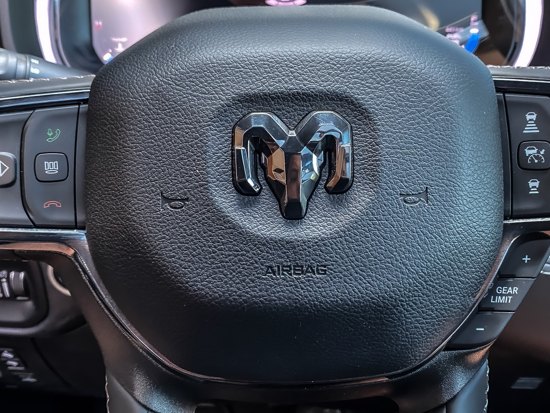 Dodge Ram 1500 5.7 V8 Hemi eTorque 402PK Limited | Dodge occasion