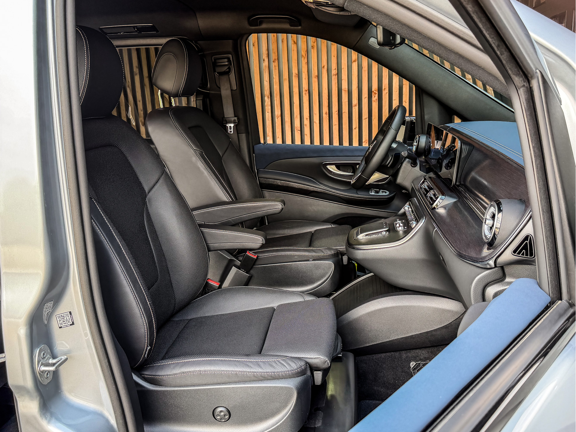 Mercedes-Benz EQV 300 AMG L2 90kWh 8-Persoons | Mercedes-Benz occasion