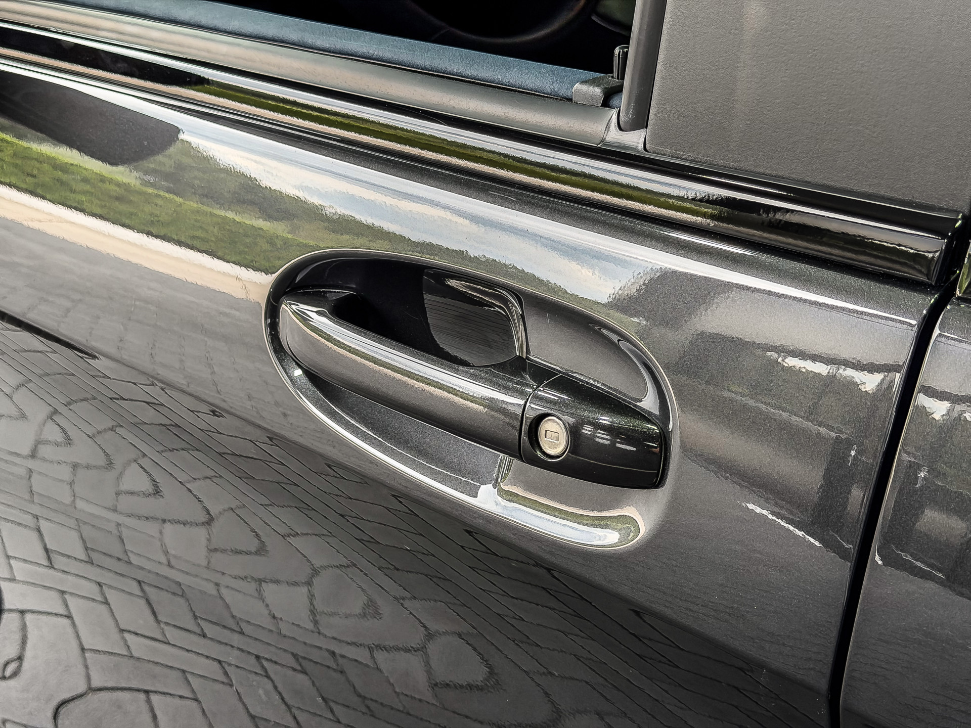 Mercedes-Benz EQV 300 AMG L2 90kWh 8-Persoons | Mercedes-Benz occasion