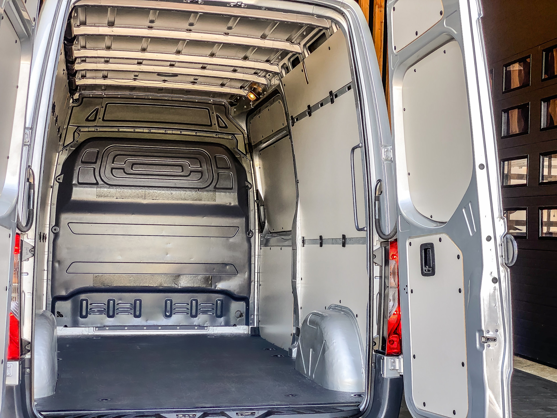 Mercedes-Benz Sprinter 1.9 CDI 150PK Automaat L2H2 Bestelwagen | Mercedes-Benz occasion