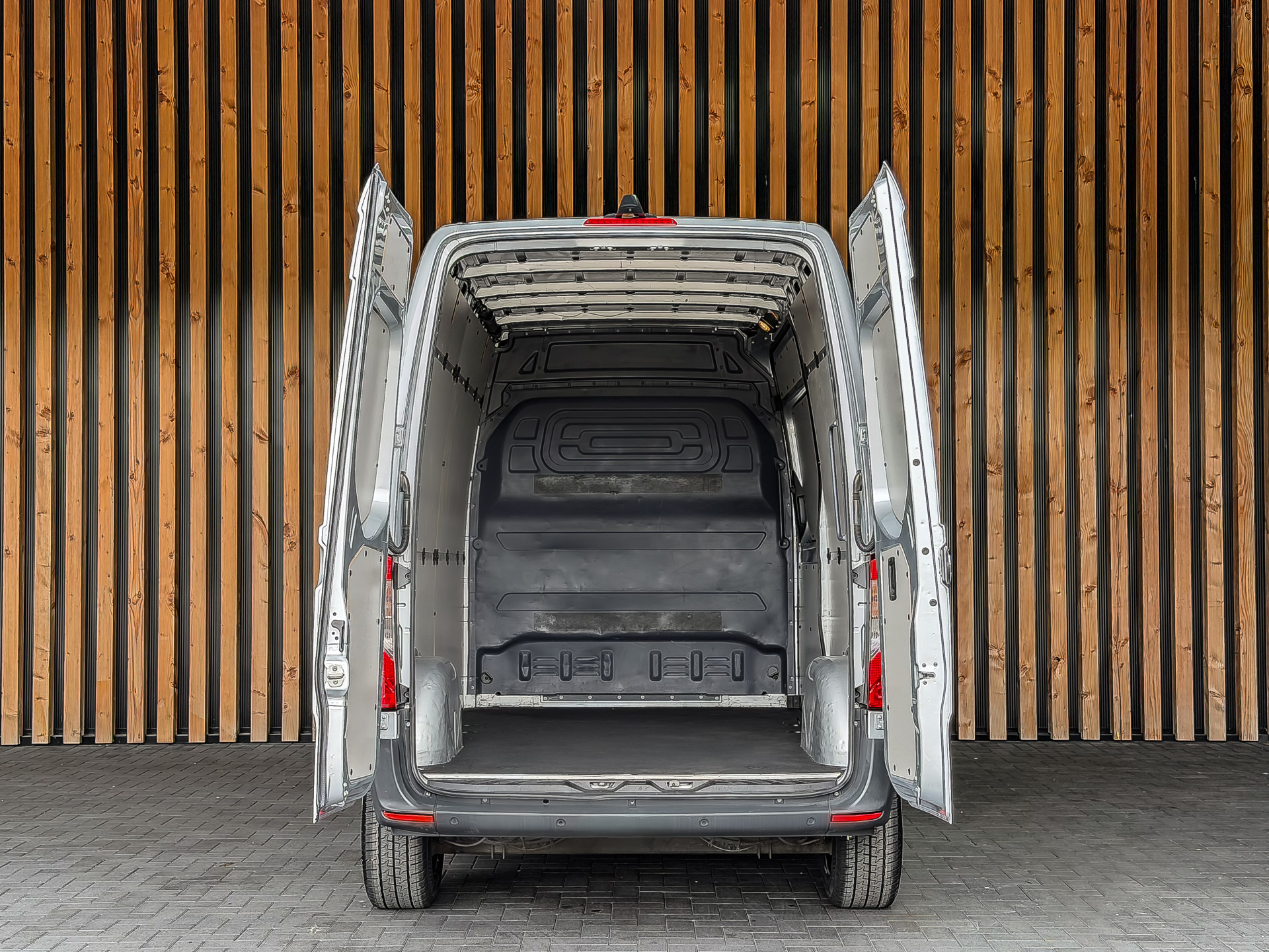 Mercedes-Benz Sprinter 1.9 CDI 150PK Automaat L2H2 Bestelwagen | Mercedes-Benz occasion