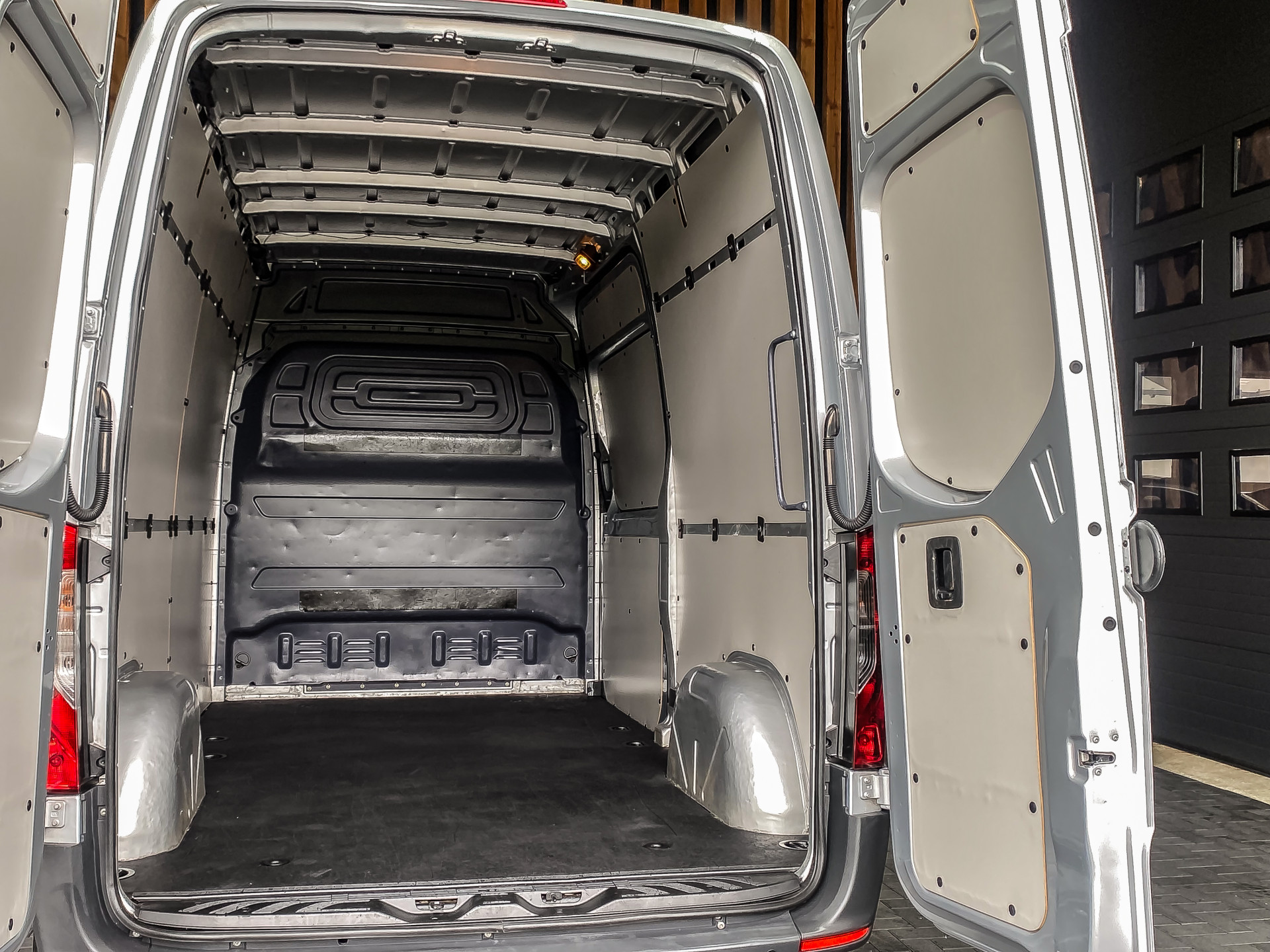 Mercedes-Benz Sprinter 1.9 CDI 150PK Automaat L2H2 Bestelwagen | Mercedes-Benz occasion