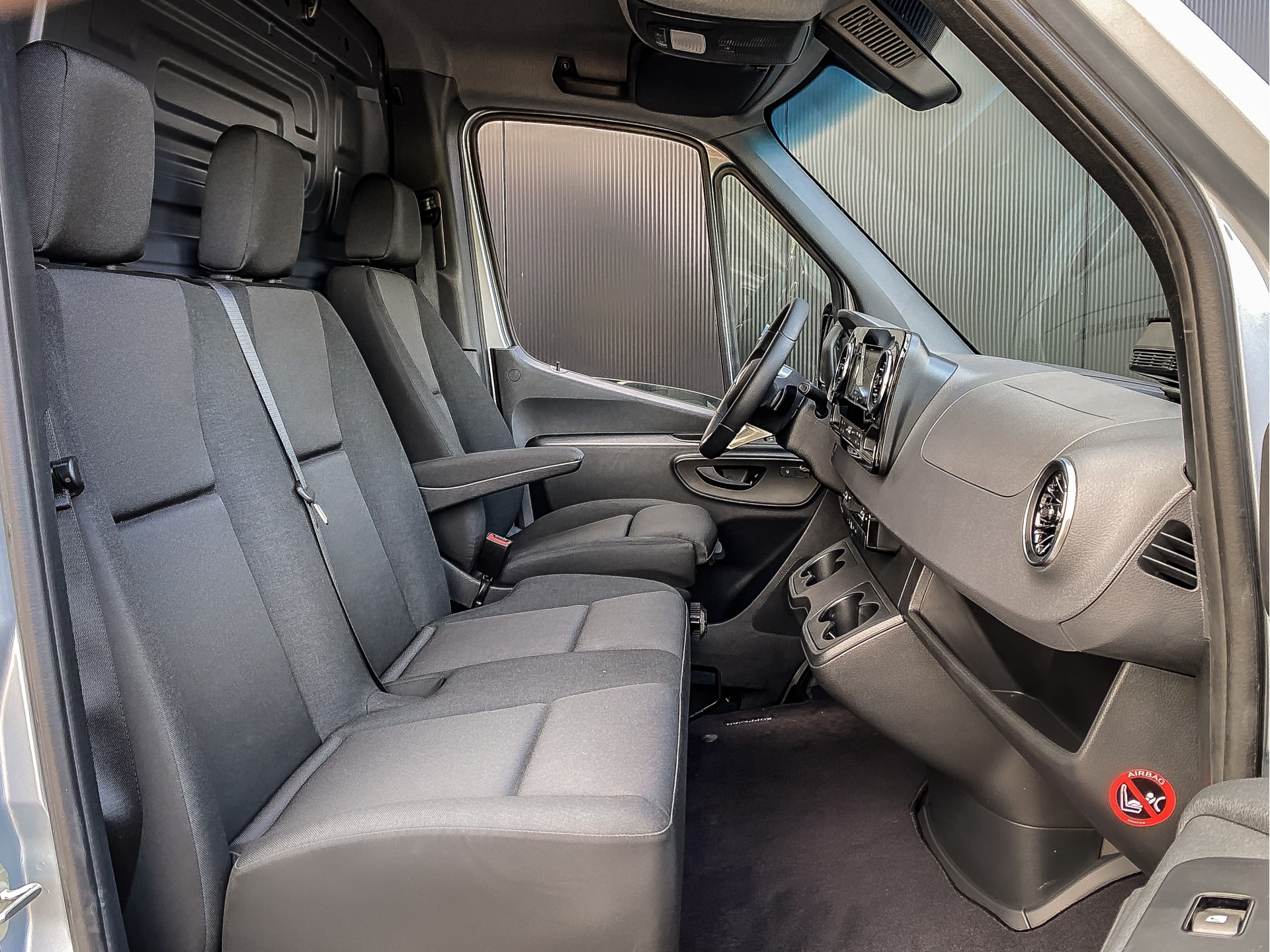 Mercedes-Benz Sprinter 319 CDI 190PK Automaat L2H2 | Mercedes-Benz occasion