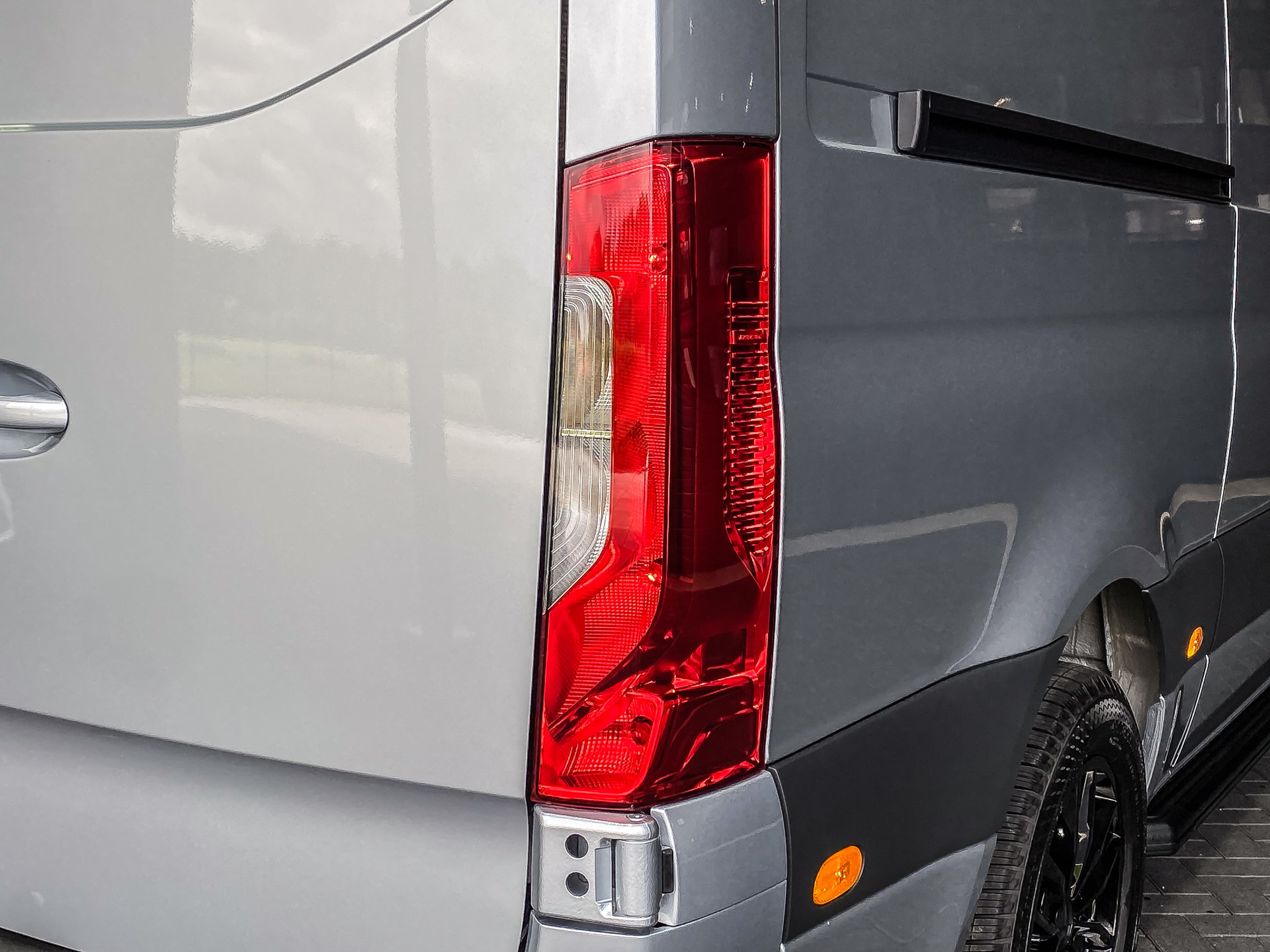 Mercedes-Benz Sprinter 319 CDI 190PK Automaat L2H2 | Mercedes-Benz occasion