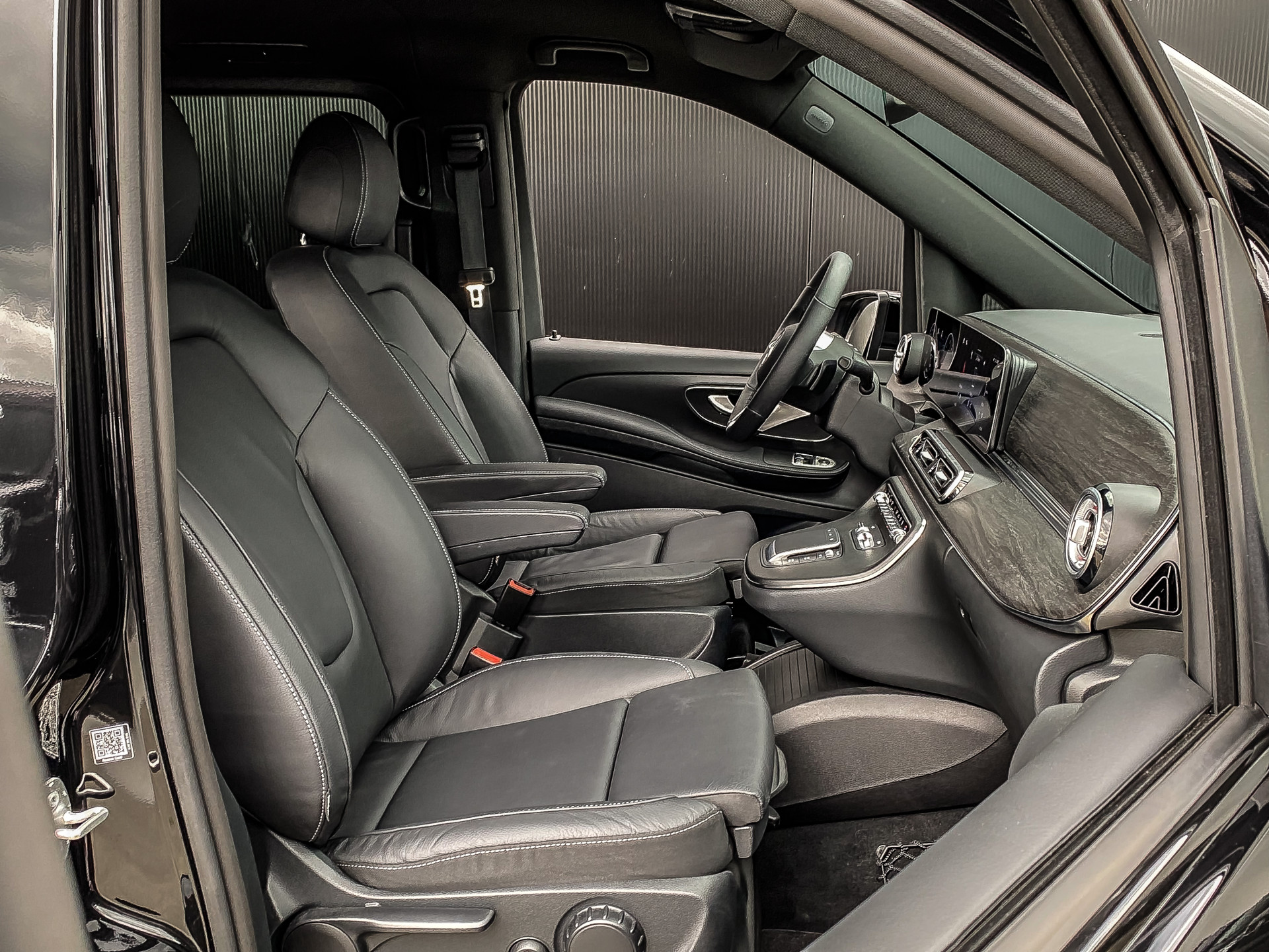 Mercedes-Benz V-Klasse 300d Extra Lang Avantgarde Dubbele Cabine | Mercedes-Benz occasion