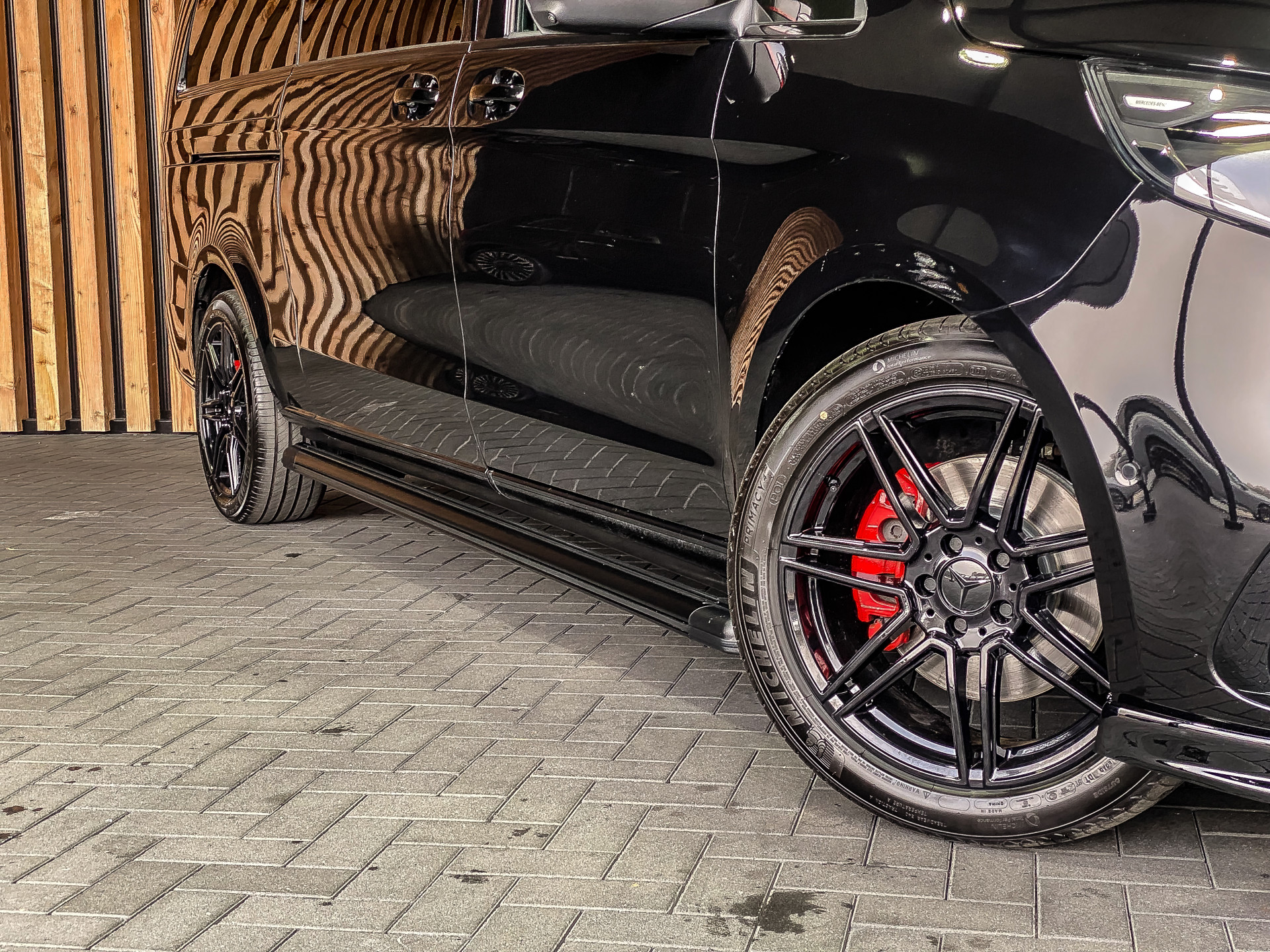 Mercedes-Benz V-Klasse 300d Extra Lang Avantgarde Dubbele Cabine | Mercedes-Benz occasion
