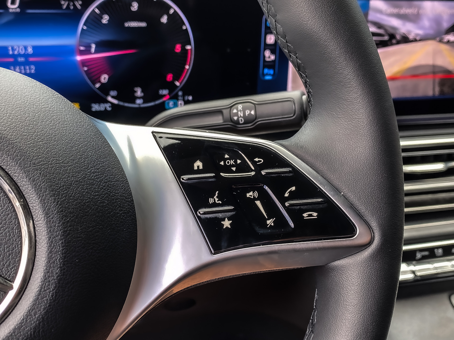 Mercedes-Benz V-Klasse 300d Extra Lang Avantgarde Dubbele Cabine | Mercedes-Benz occasion