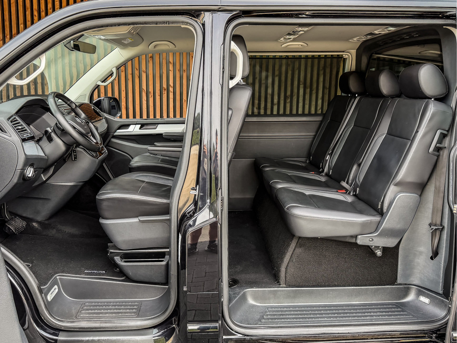 Volkswagen Caravelle 2.0 TDI 204PK DSG Highline Dubbele Cabine | Volkswagen occasion