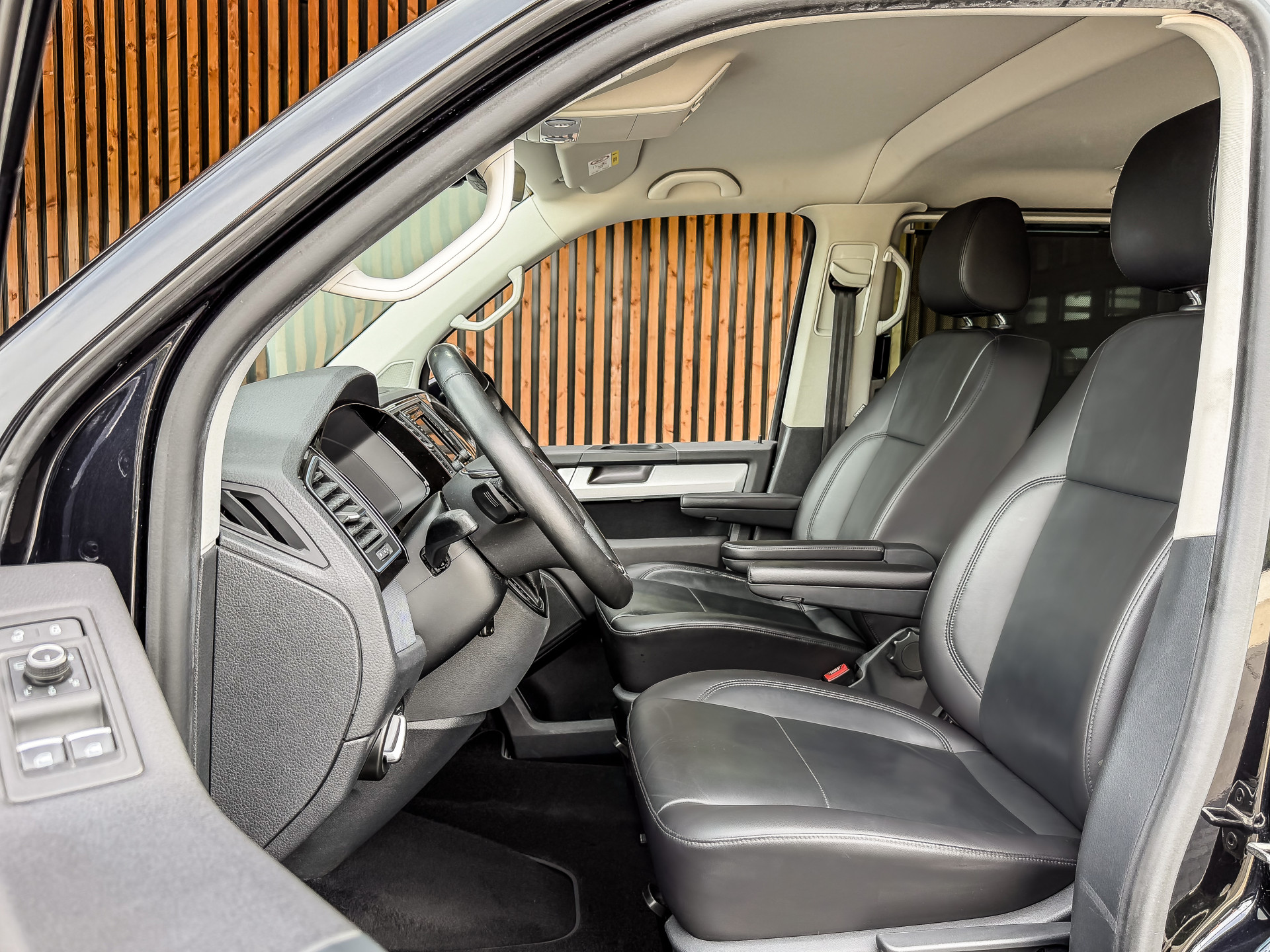 Volkswagen Caravelle 2.0 TDI 204PK DSG Highline Dubbele Cabine | Volkswagen occasion