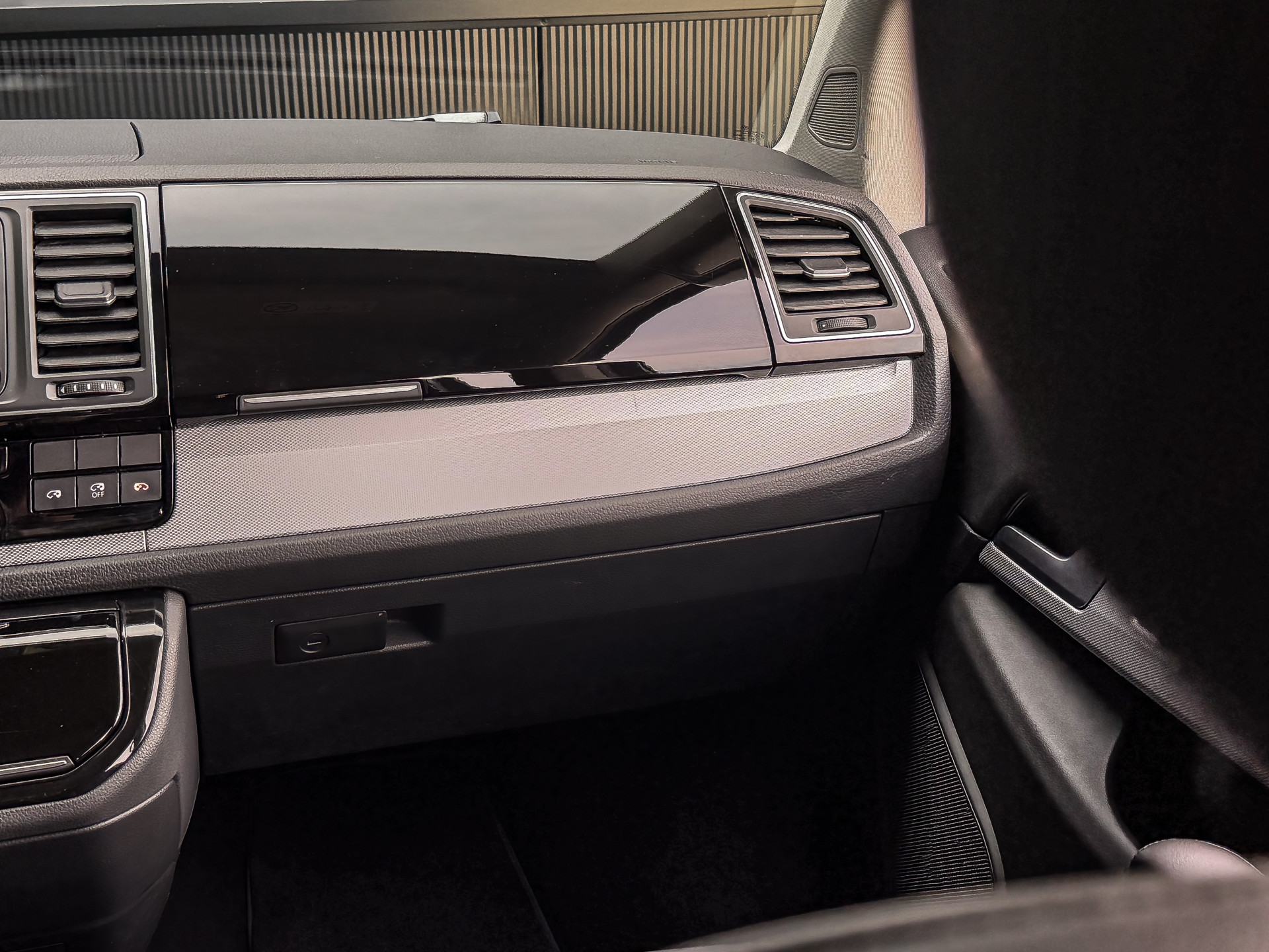 Volkswagen Caravelle 2.0 TDI 204PK DSG Highline Dubbele Cabine | Volkswagen occasion