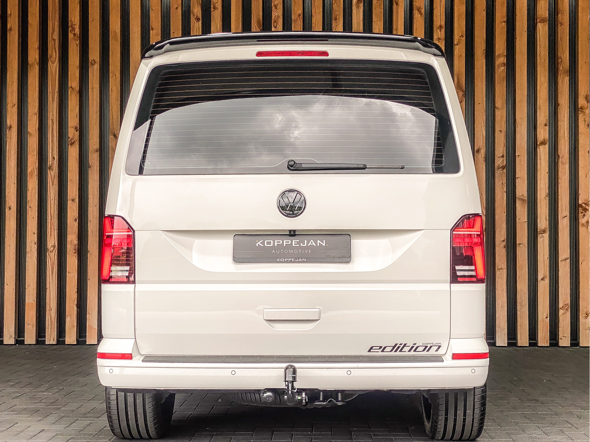 Volkswagen Transporter 2.0 TDI 150PK DSG 4Motion L2H1 Bestelwagen | Volkswagen occasion