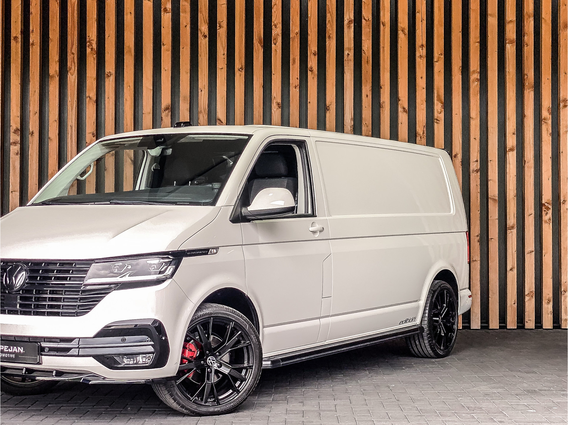 Volkswagen Transporter 2.0 TDI 150PK DSG 4Motion L2H1 Bestelwagen | Volkswagen occasion