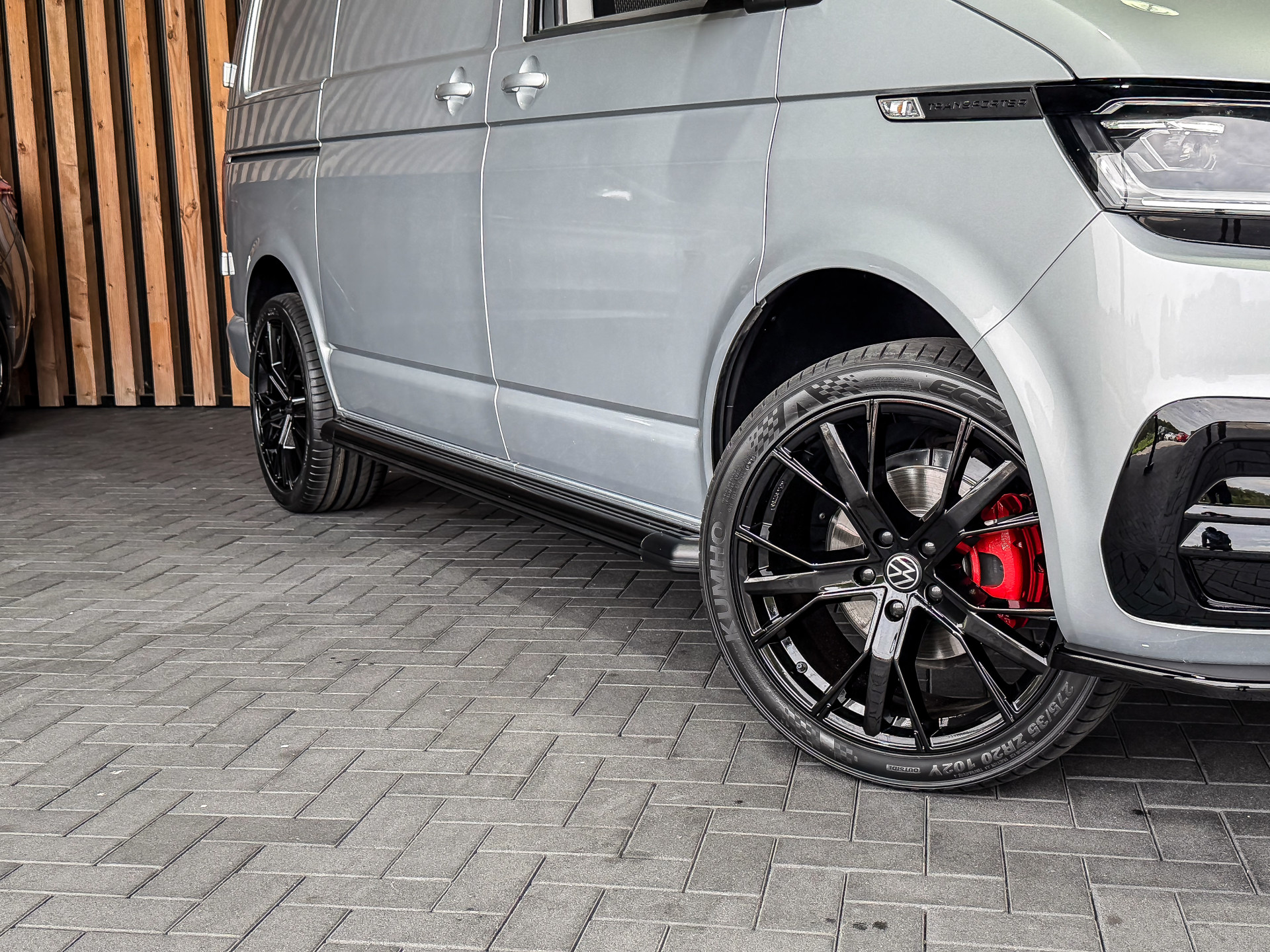 Volkswagen Transporter 2.0 TDI 150PK DSG Bestelwagen L1H1 | Volkswagen occasion