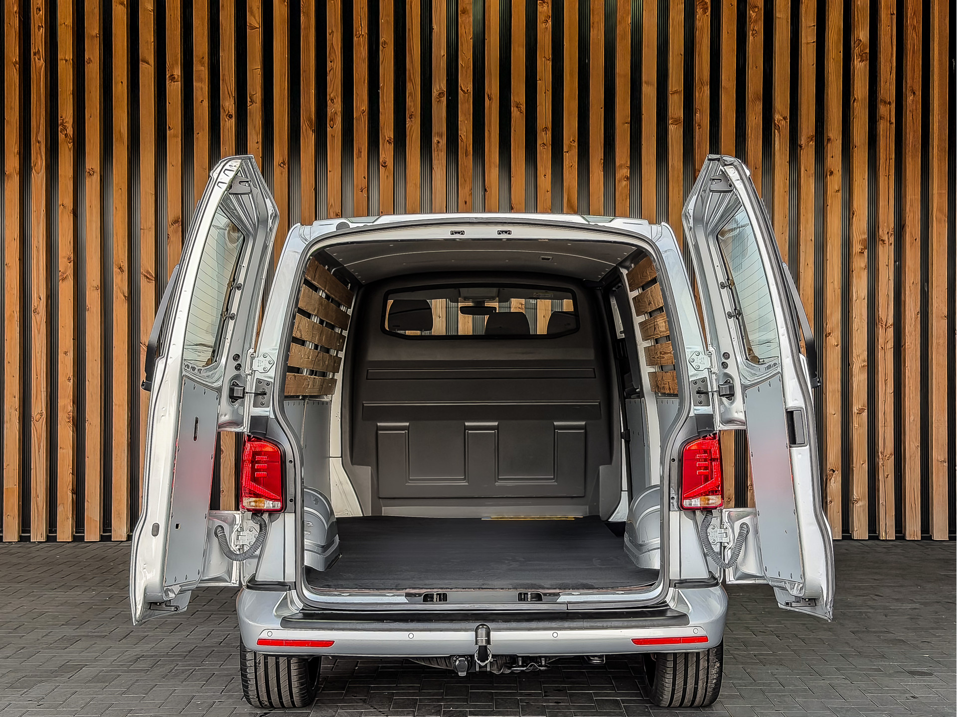 Volkswagen Transporter 2.0 TDI 150PK DSG Bestelwagen L2H1 Bulli | Volkswagen occasion