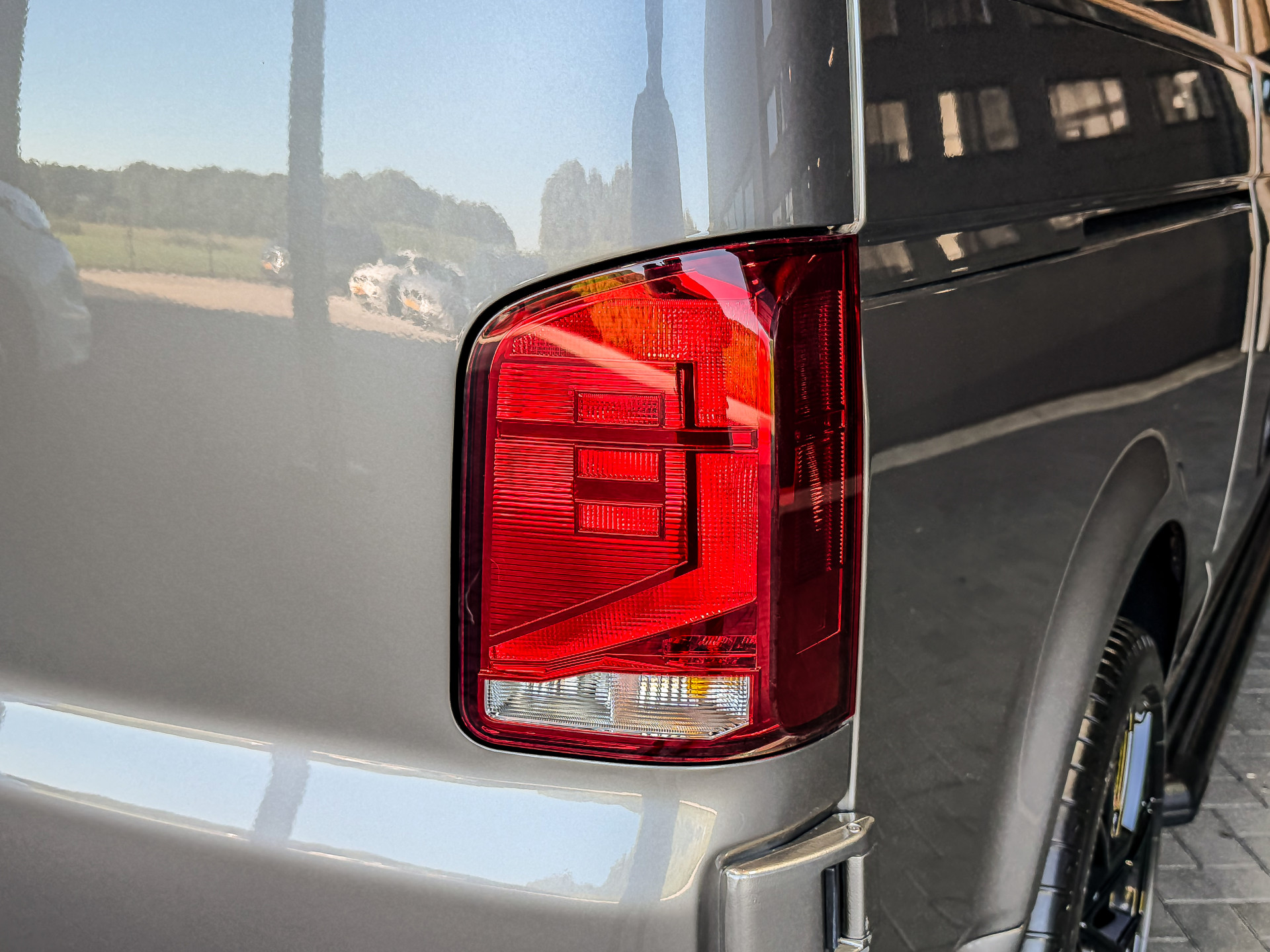 Volkswagen Transporter 2.0 TDI 150PK DSG Bestelwagen L2H1 | Volkswagen occasion