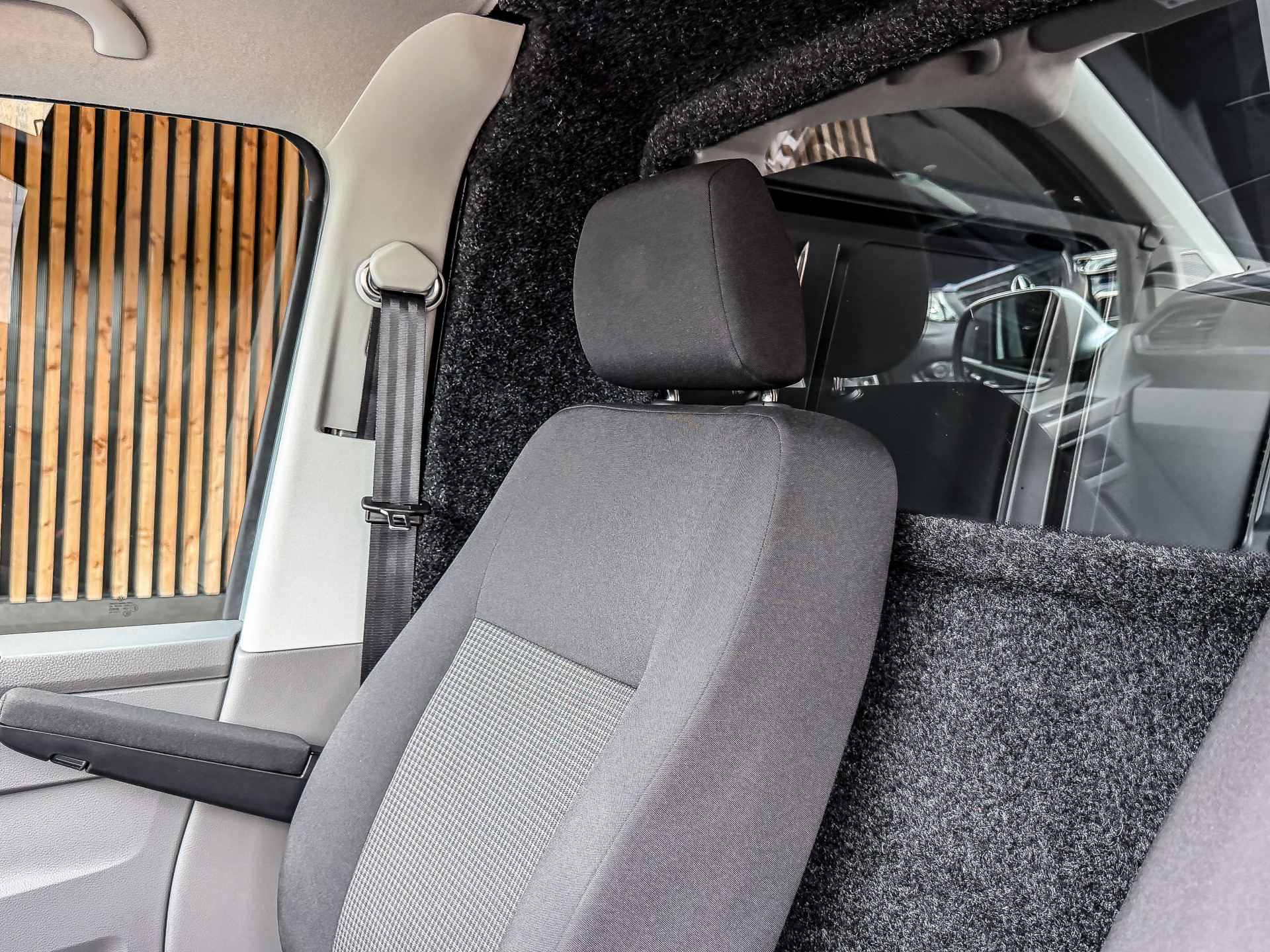 Volkswagen Transporter 2.0 TDI 150PK DSG L2H1 Marge incl. BTW en BPM | Volkswagen occasion