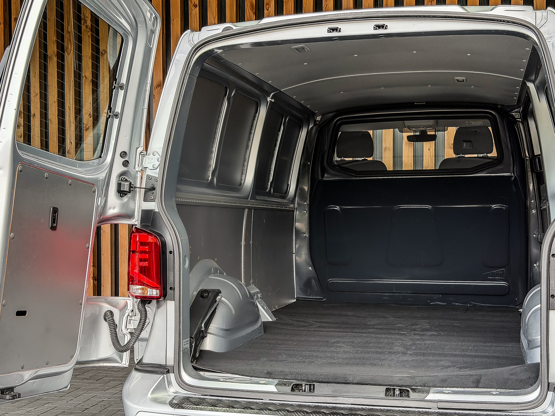 Volkswagen Transporter 2.0 TDI 150PK DSG L2H1 Marge incl. BTW en BPM | Volkswagen occasion