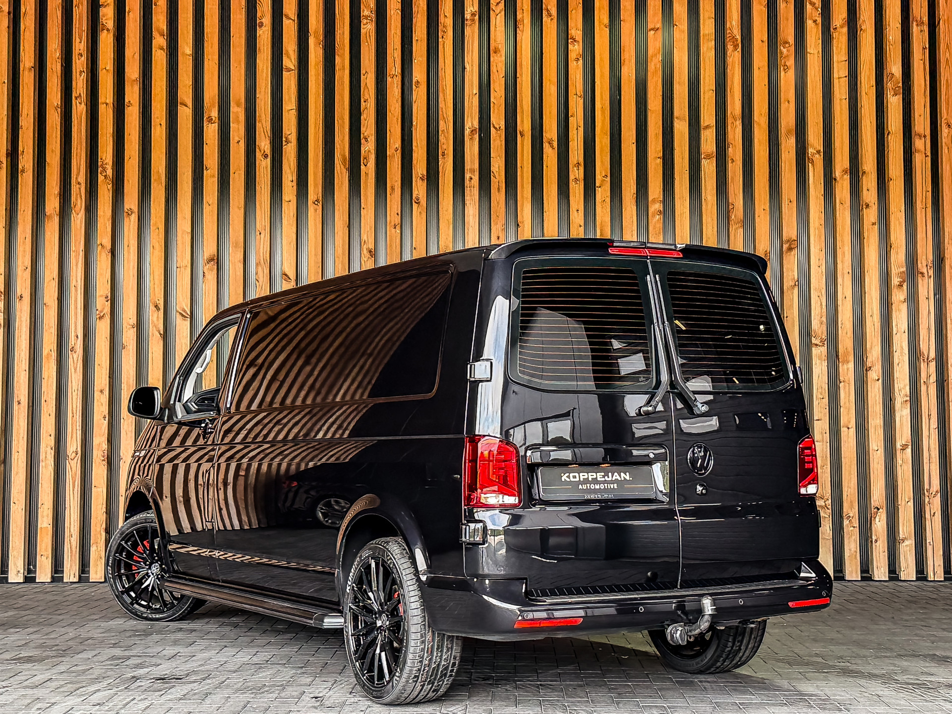 Volkswagen Transporter 2.0 TDI 204PK DSG L2H1 Bulli | Volkswagen occasion