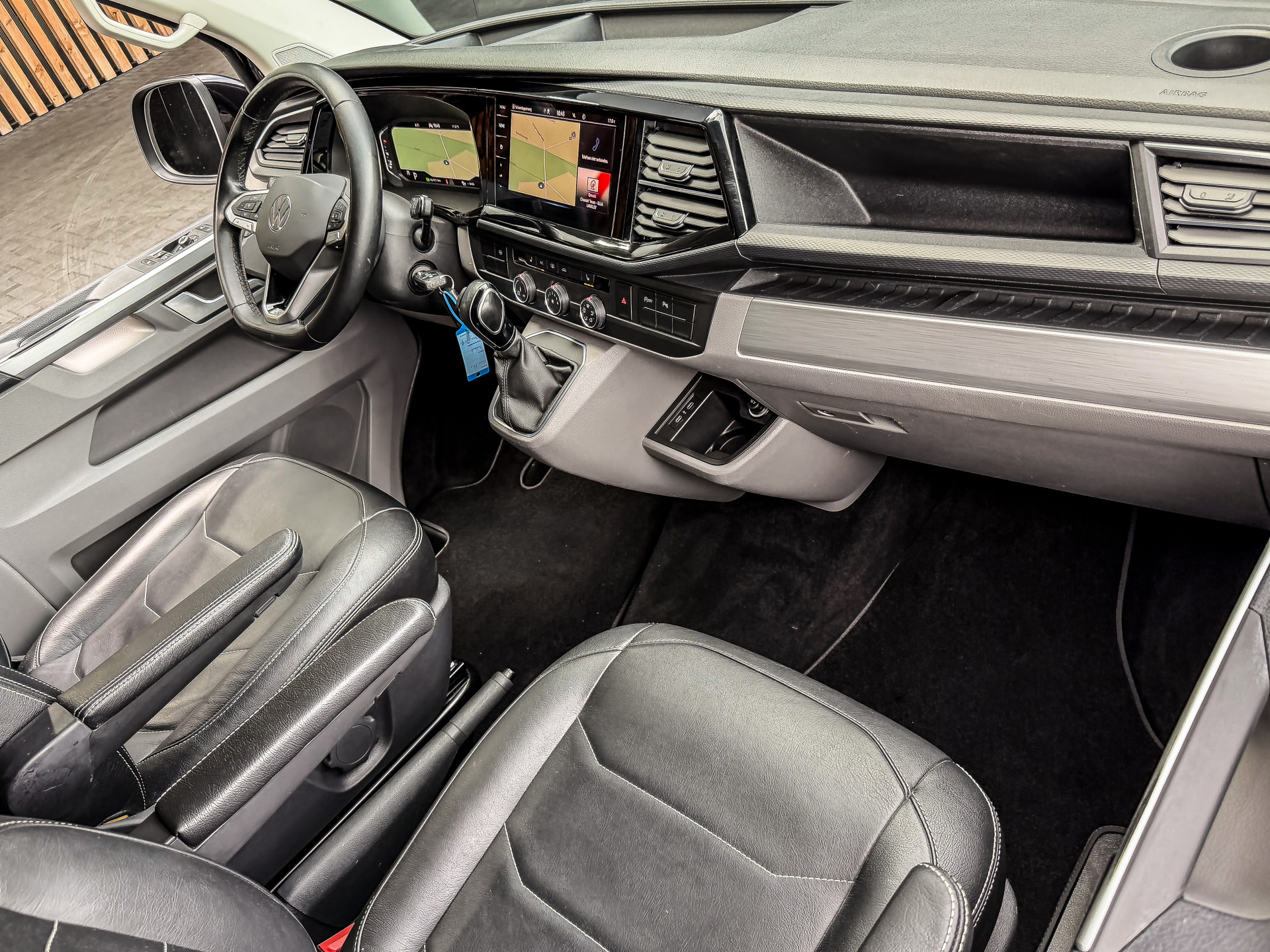 Volkswagen Transporter 2.0 TDI 204PK DSG L2H1 Bulli | Volkswagen occasion