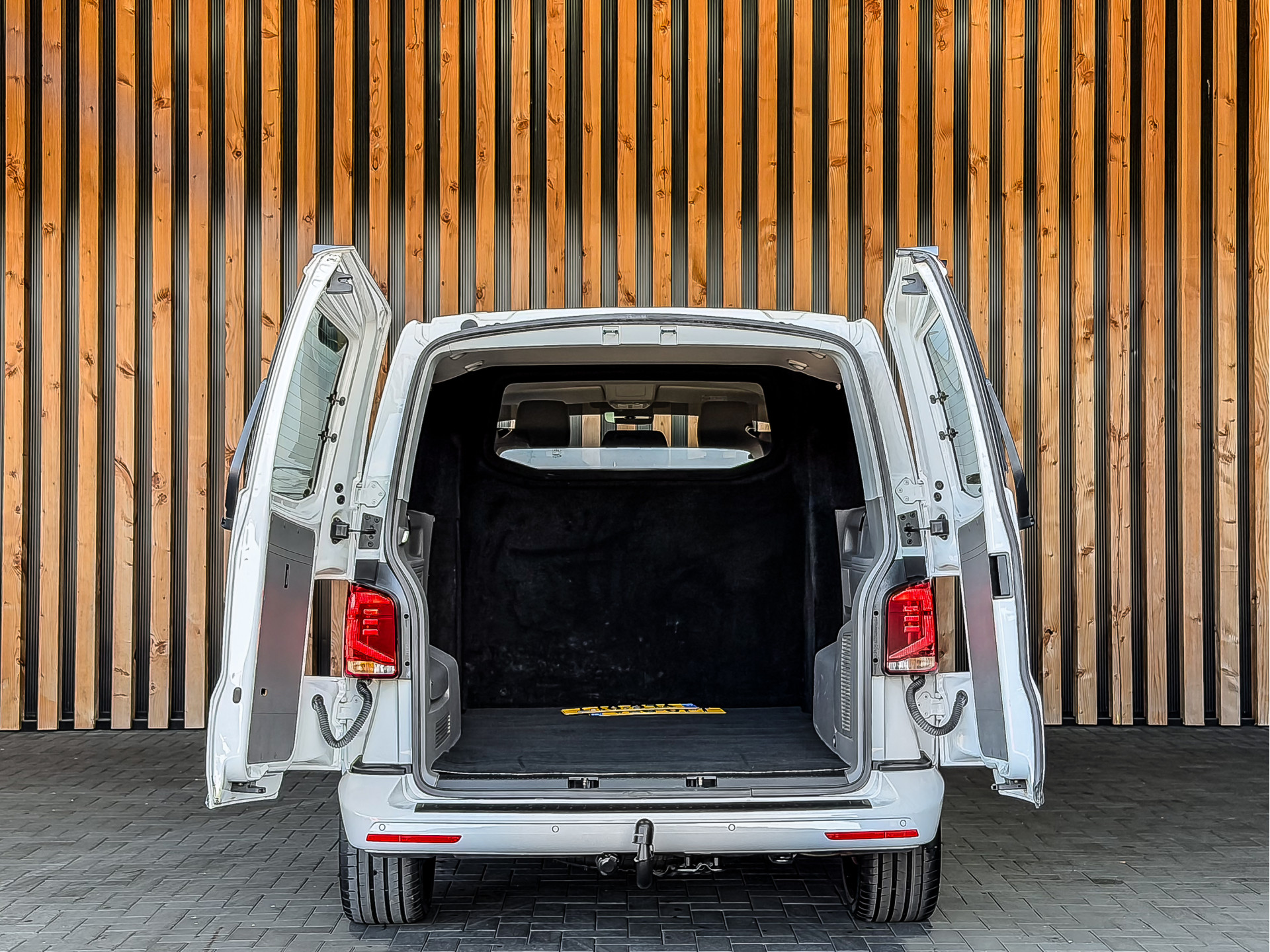 Volkswagen Transporter Caravelle 2.0 TDI 204PK DSG Dubbele Cabine L2H1 | Volkswagen occasion