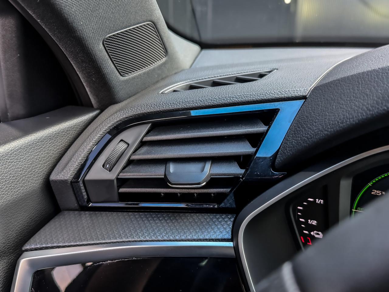 Audi Q3 45 TFSIe 245PK S edition | Audi occasion