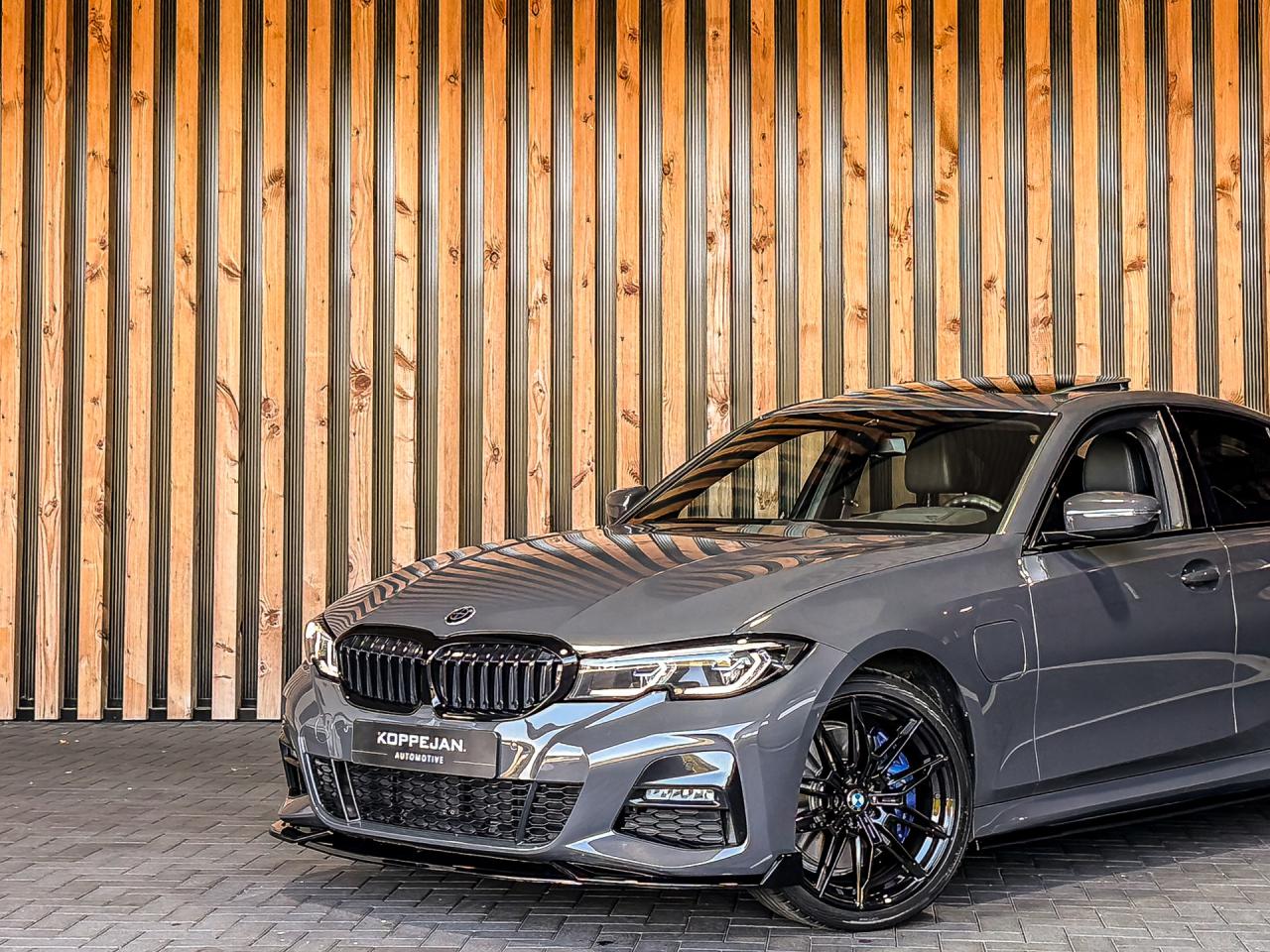 BMW 3-serie 330e 292PK M-Sport Plus | BMW occasion