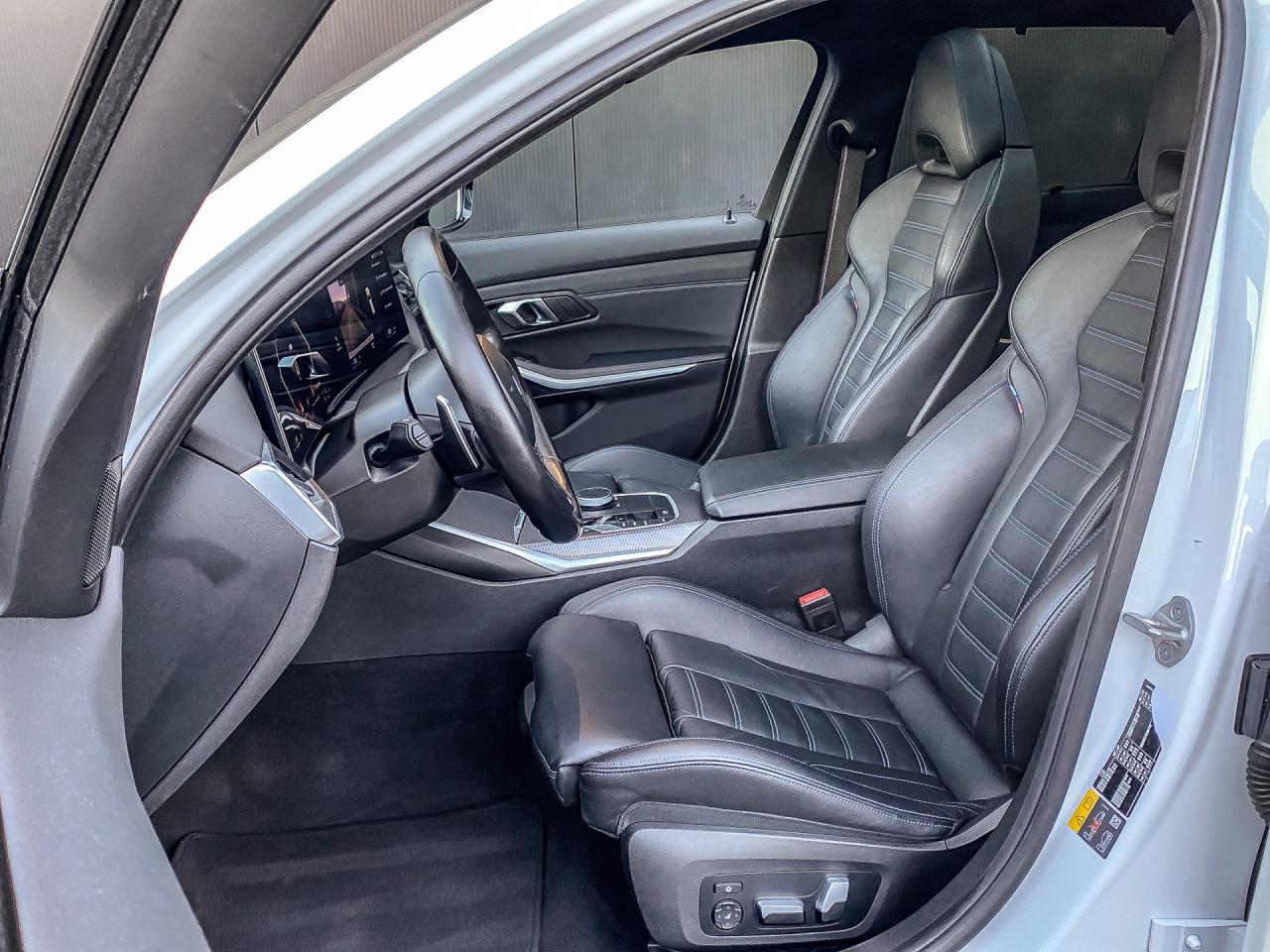 BMW 3 Serie Touring 330e 292PK xDrive High Executive M-Sport Pro | BMW occasion