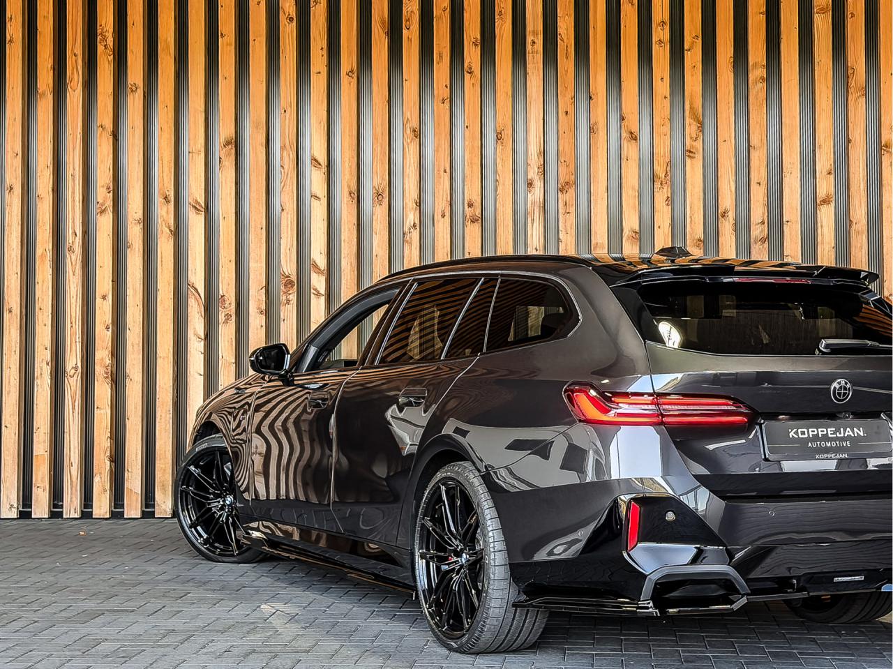 BMW 5 Serie Touring 550e xDrive 490PK M-Sport | BMW occasion