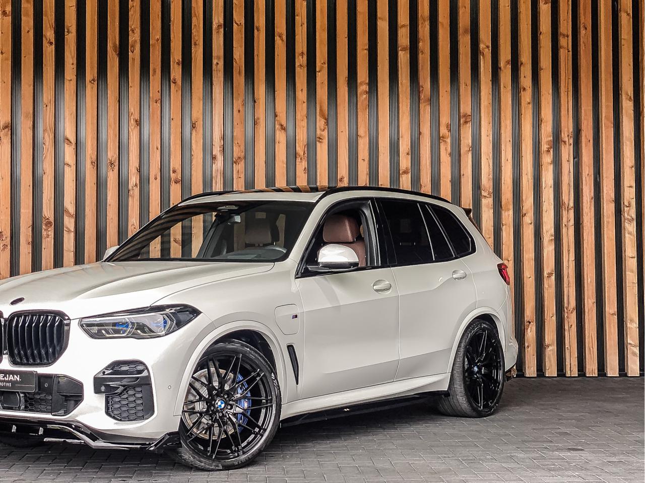 BMW X5 xDrive45e 394PK Automaat High Executive M-Sport | BMW occasion