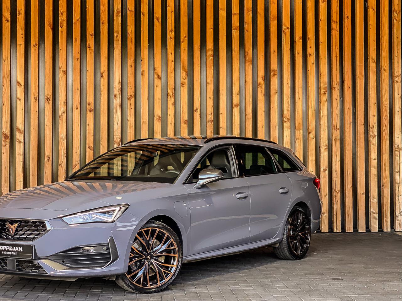 CUPRA Leon Sportstourer 1.4 e-Hybrid VZ 245PK Automaat | CUPRA occasion