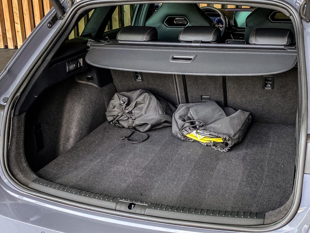 CUPRA Leon Sportstourer 1.4 e-Hybrid VZ 245PK Automaat | CUPRA occasion
