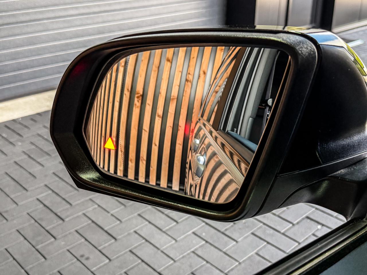Mercedes-Benz EQV 300 AMG L2 90kWh 8-Persoons | Mercedes-Benz occasion
