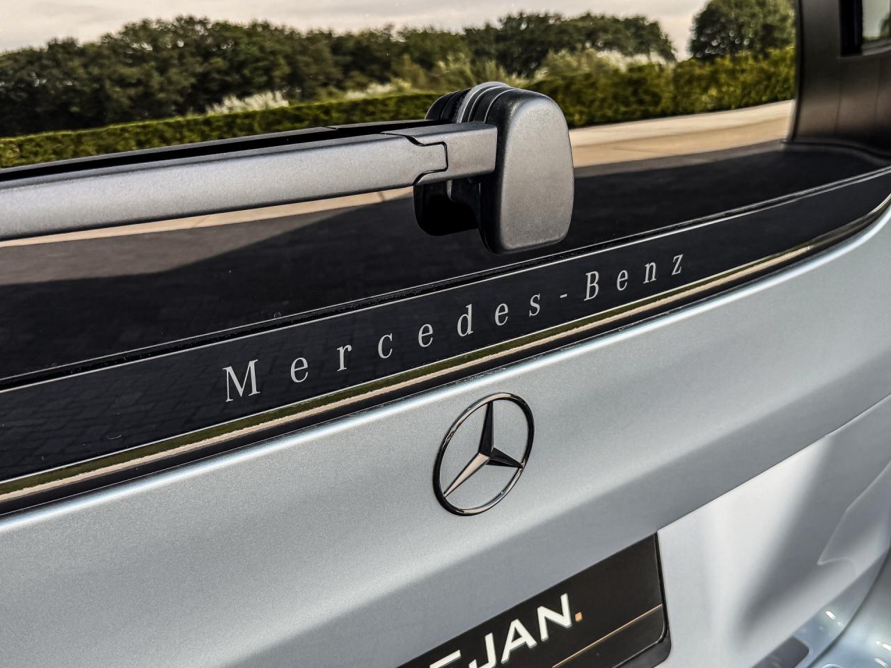Mercedes-Benz EQV 300 AMG L2 90kWh 8-Persoons | Mercedes-Benz occasion
