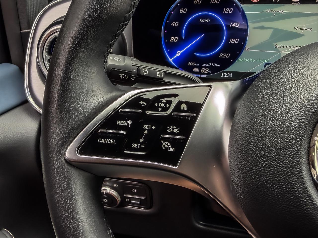 Mercedes-Benz EQV 300 AMG L2 90kWh 8-Persoons | Mercedes-Benz occasion