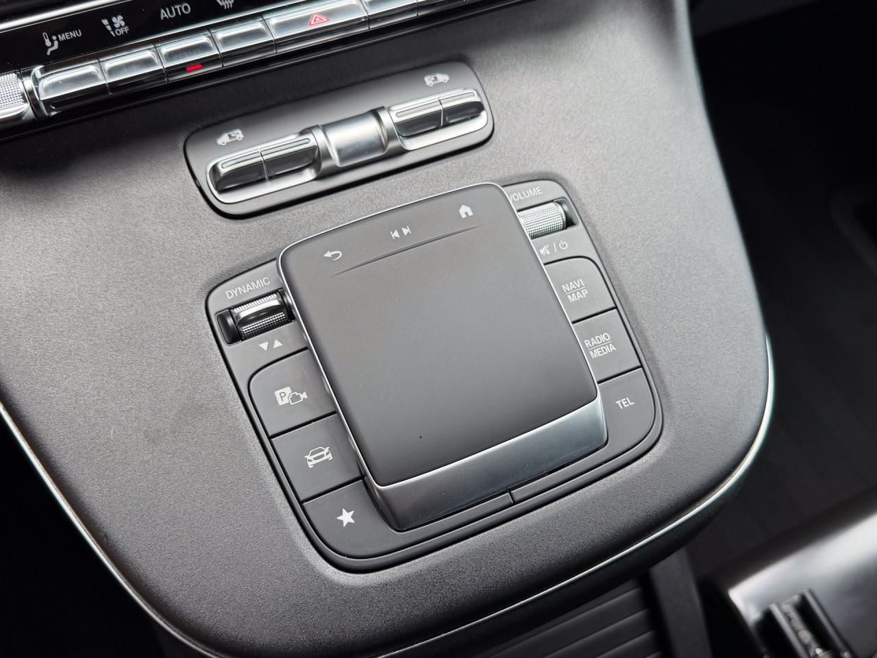 Mercedes-Benz EQV 300 AMG L2 90kWh 8-Persoons | Mercedes-Benz occasion