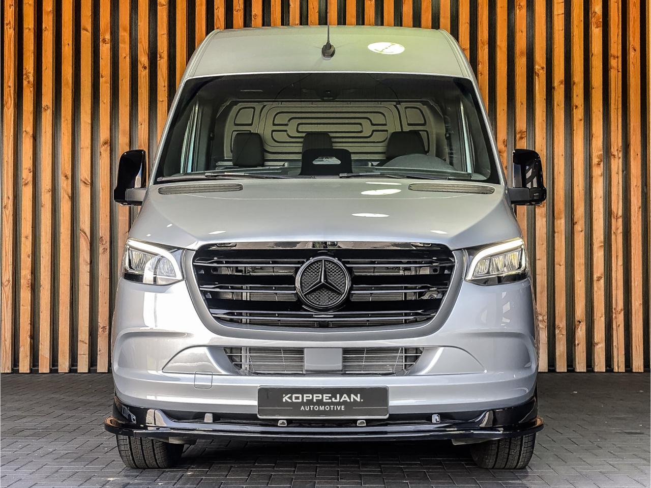 Mercedes-Benz Sprinter 319 CDI 190PK Automaat L2H2 | Mercedes-Benz occasion