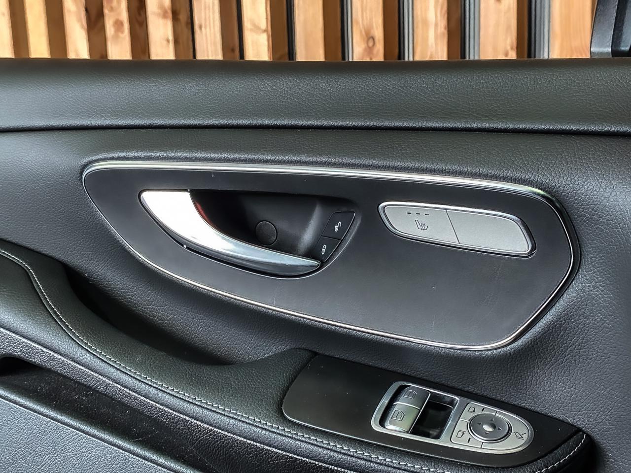 Mercedes-Benz V-Klasse 300d Extra Lang Avantgarde Dubbele Cabine | Mercedes-Benz occasion