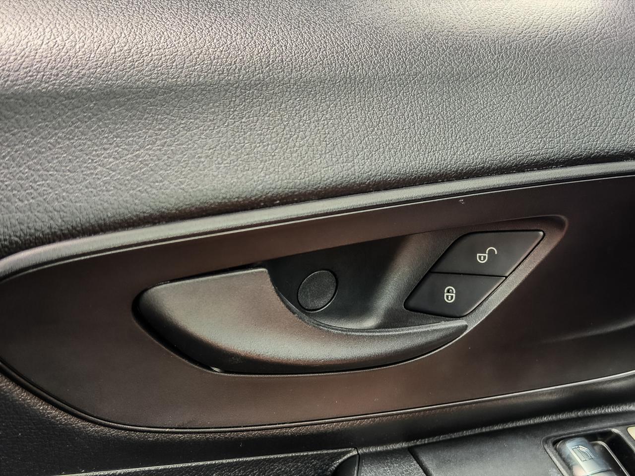 Mercedes-Benz Vito 119 CDI 190PK Automaat XL Dubbele Cabine | Mercedes-Benz occasion