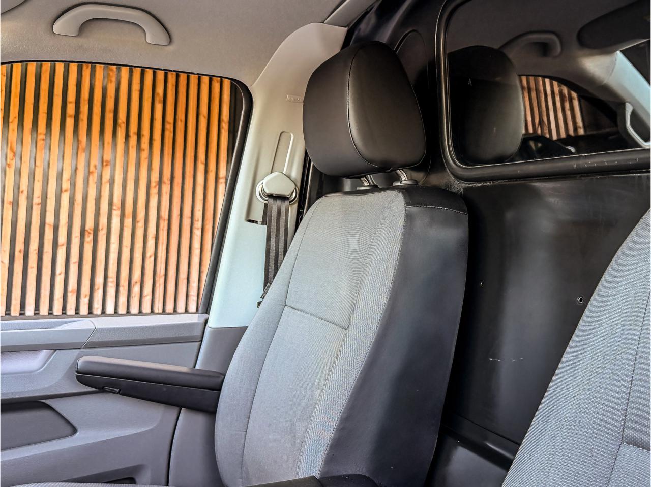 Volkswagen Transporter 2.0 TDI 150PK DSG Bestelwagen L1H1 | Volkswagen occasion