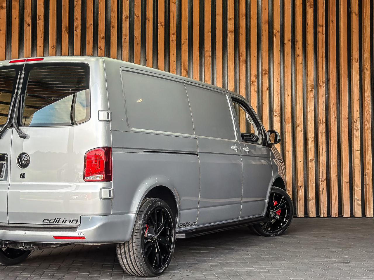 Volkswagen Transporter 2.0 TDI 150PK DSG Bestelwagen L2H1 Bulli | Volkswagen occasion