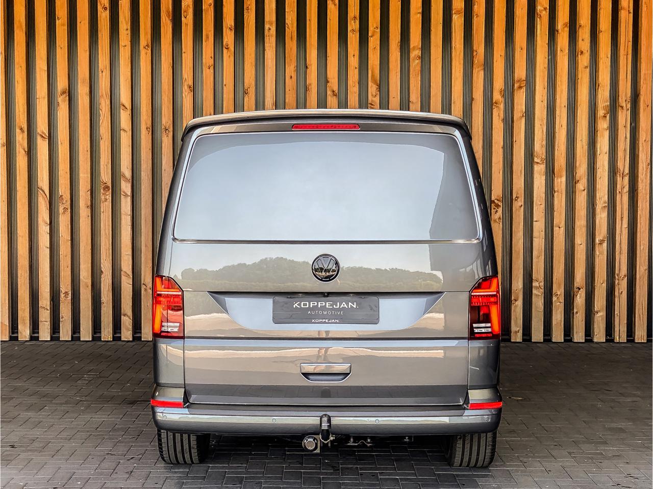 Volkswagen Transporter 2.0 TDI 150PK DSG L2H1 Bestelwagen | Volkswagen occasion